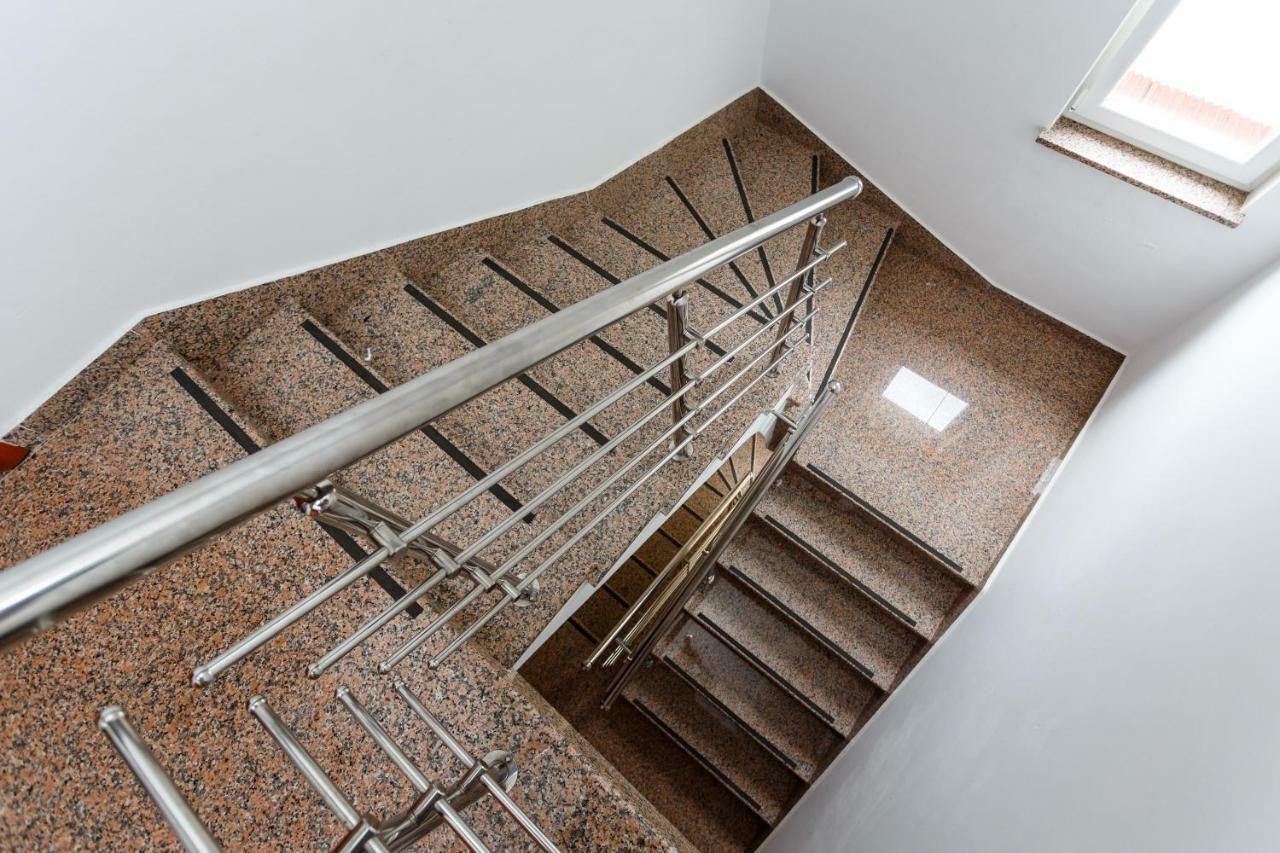 Luka Apartman